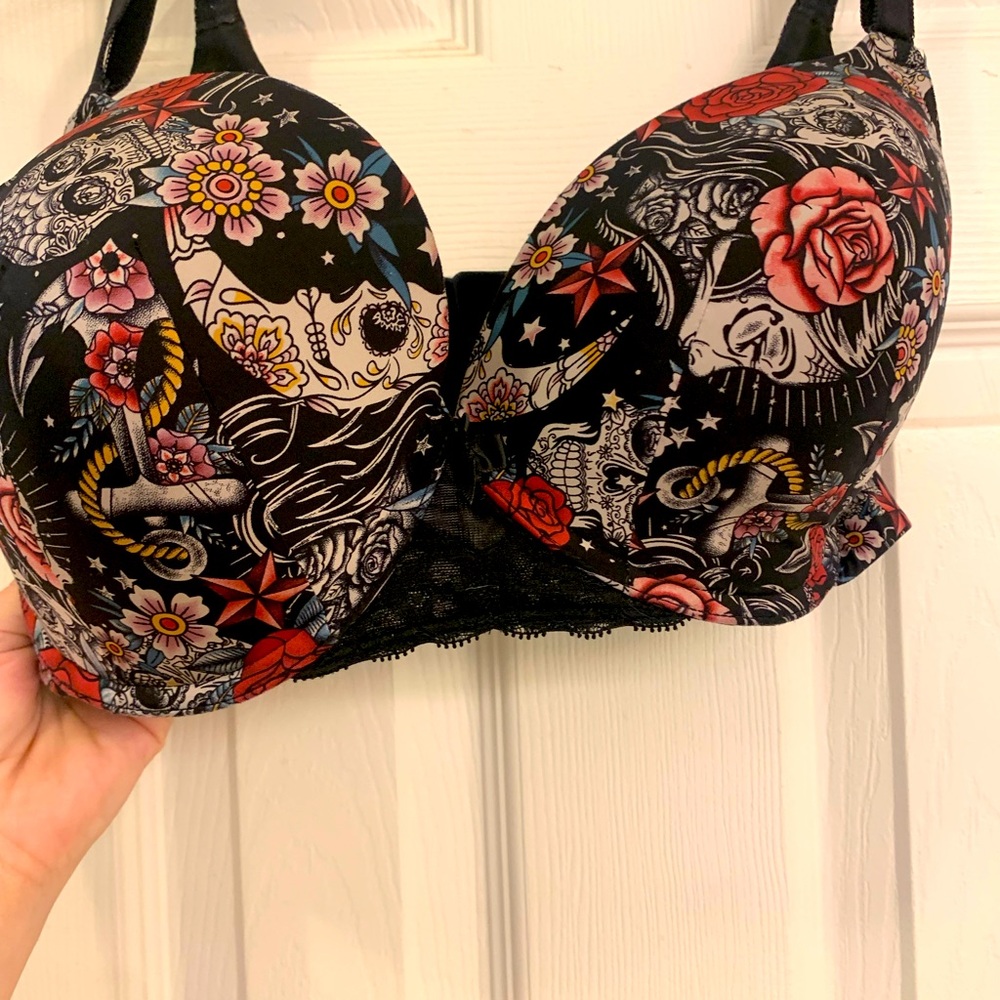 Torrid Curve Womens Black Red Skull 360 Back Smoothing Push Up T-Shirt Bra -40C